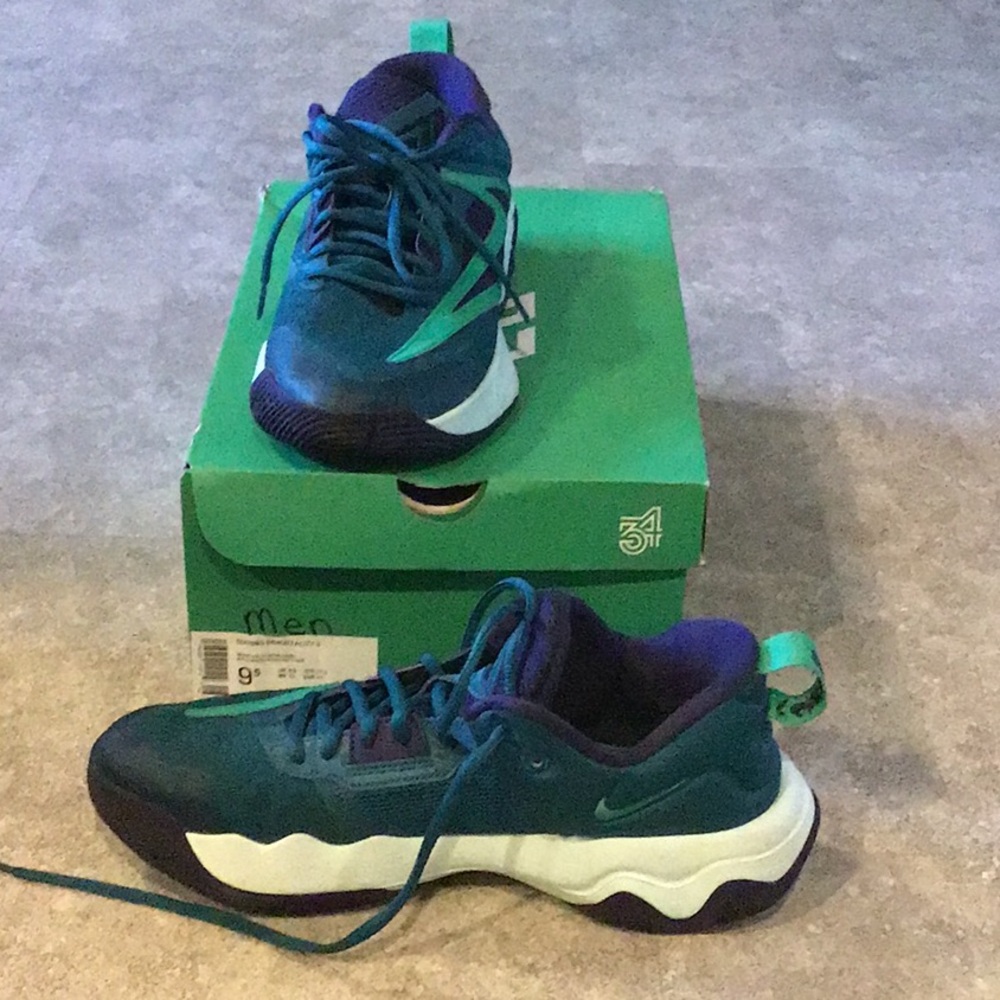 Nike Giannis Immortality 3 teal/green shoes sneakers new